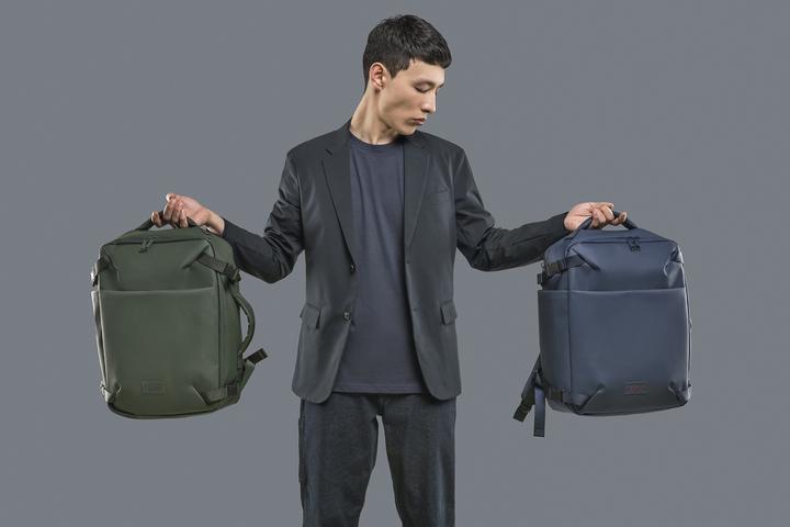 Actual product image Tucano Tugo' M Dry 15.6" backpack, blue (23 l)
