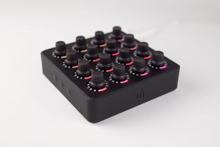 Produktbild DJTechTools Midi Fighter Twister (Controller)