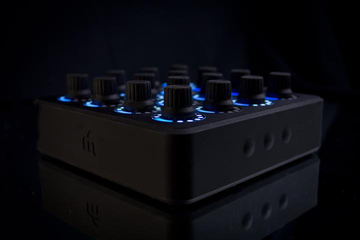 Produktbild DJTechTools Midi Fighter Twister (Controller)