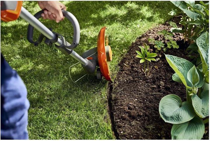 Image du produit Husqvarna 110iL (Fils coupe-herbe)