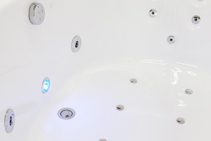 Produktbild Jet-Line Whirlpool VILLA SABRINA weiss 1,6x1,6 m Vollausstattung Wasserfall umlaufend (160 cm, 160000 cm)