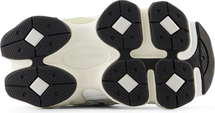Image du produit New Balance IV9060GY - 9060 (20)