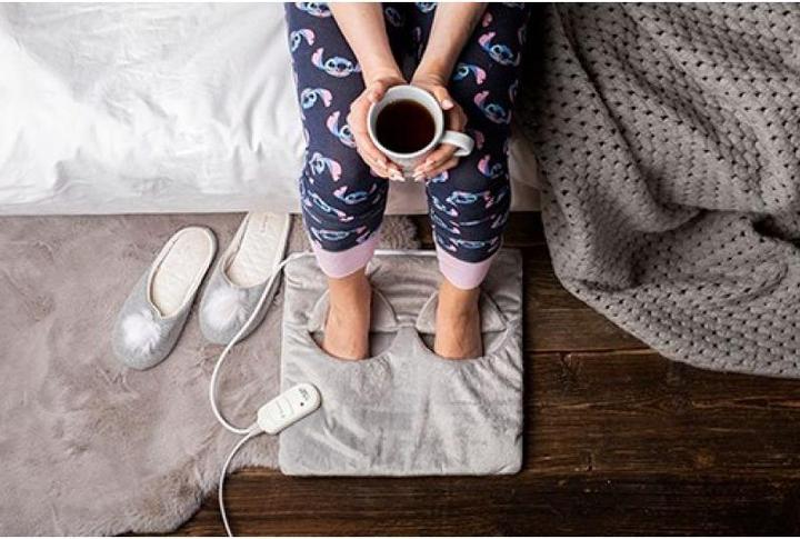 Actual product image Adler AD 7403 Electric Foot Warmer 80 W Green