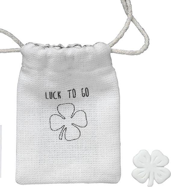 Produktbild Räder Amulett in einer Tasche vier Blattklee