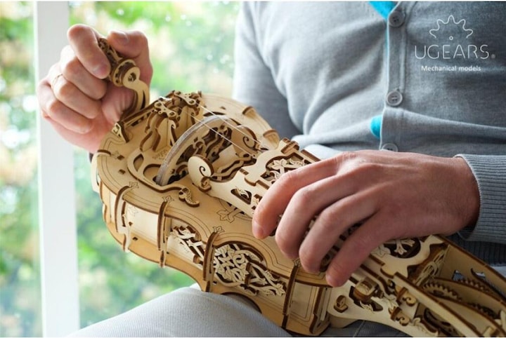 Produktbild Ugears Drehleier Hurdy-Gurdy