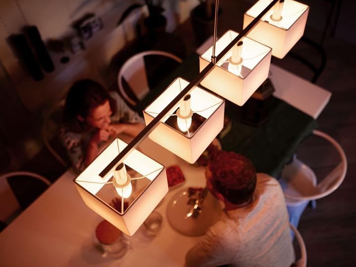 Actual product image Philips Hue White Ambiance BT (E14, 5.20 W, 470 lm, 2 x, G)