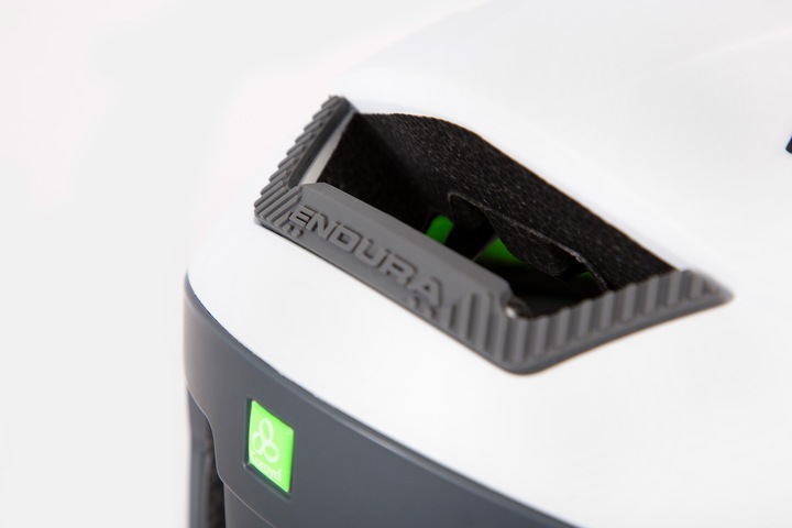 Actual product image Endura SingleTrack helmet (51 - 56 cm)
