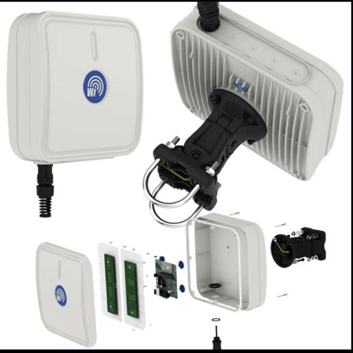 Immagine prodotto Wireless Instruments WiBOX SA 5-90-14 V - 5 GHz, antenna settoriale da 14 dBi, incluso WiMount (5G)