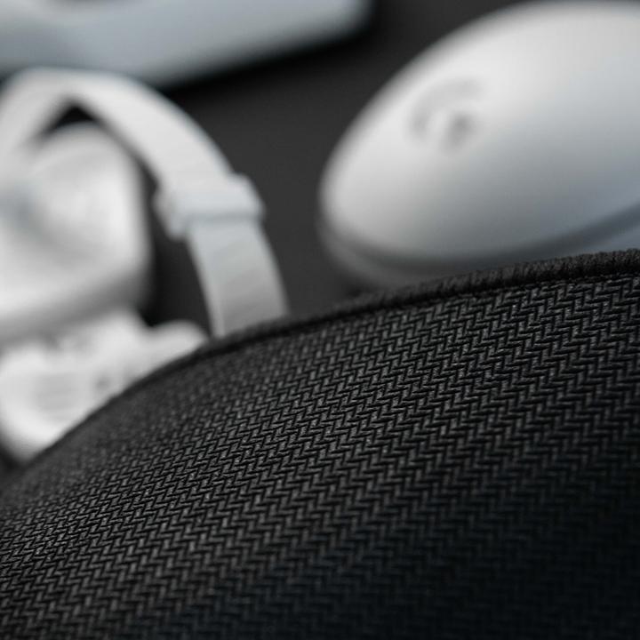 Actual product image Deltahub Gaming Desk Mat Black - S -hiirimatto (S)