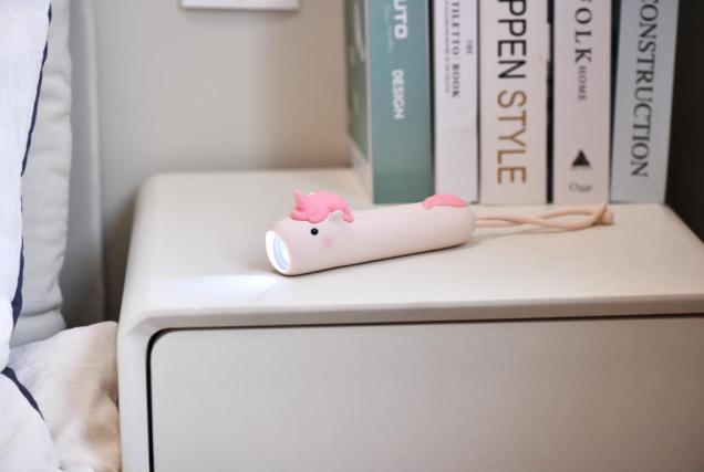 Produktbild Winkee Taschenlampe Einhorn