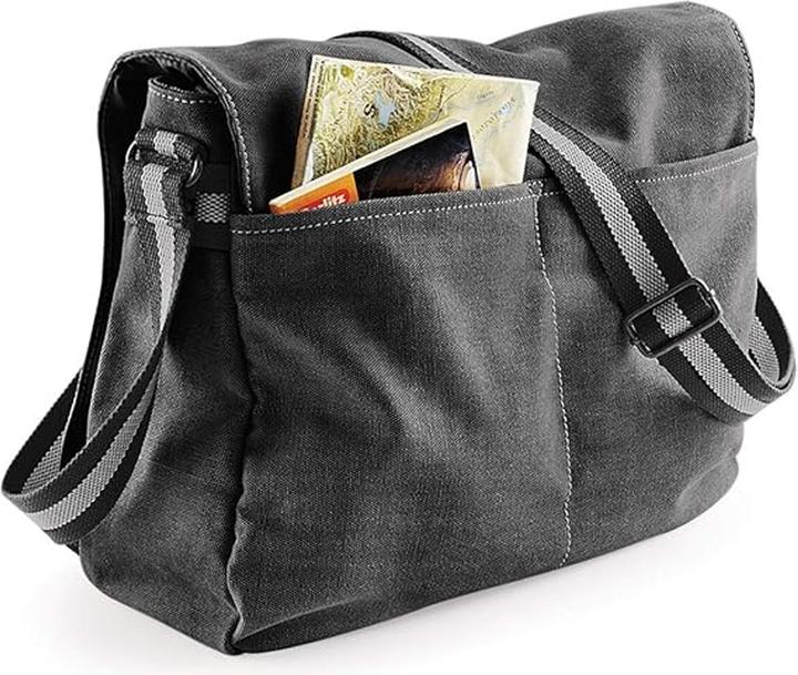 Actual product image Quadral Vintage Canvas Messenger Bag (14 l)