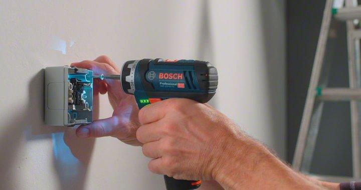 Produktbild Bosch Professional Akku-Bohrschrauber GSR 12V-15 FC(2x 2.0 Ah GAL 12V-40 GFA 12-B GFA 12-W GFA 12-E CC) (Akkubetrieb)