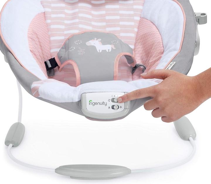 Productafbeelding Ingenuity Babywipstoeltje met vibratie en 8 melodietjes Flora de Eenhoorn