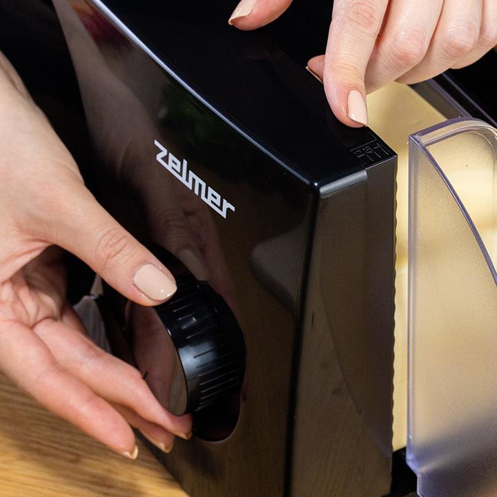 Image du produit Zelmer Trancheur électrique universel - Noir