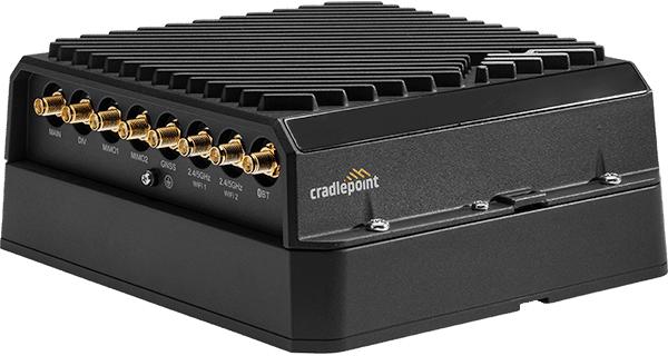 Produktbild Cradlepoint IBR1700 w/WiFi 5Y NC Mob EssAdv (4 Ports)