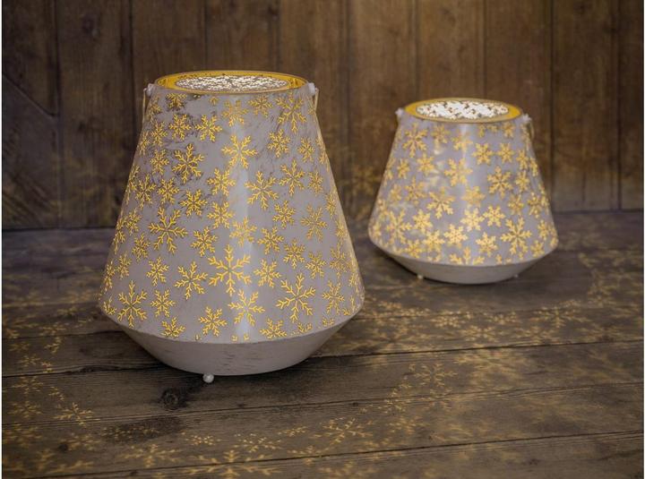 Actual product image STT Nova flake