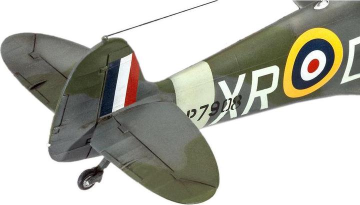 Actual product image Revell Spitfire Mk.II
