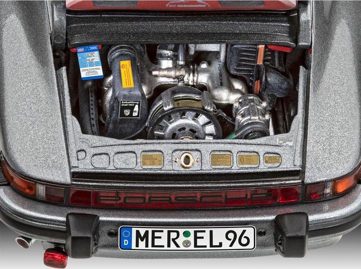 Actual product image Revell 1:24 Porsche 911 G Model Coupé