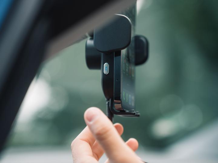 Produktbild Verbatim Fast Qi Fast Wireless Car Charger USB-C 15W FWC-01