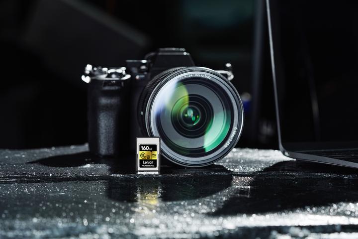 Produktbild Lexar Professional Gold Series 2.0 (80 GB, CFexpress Typ A)