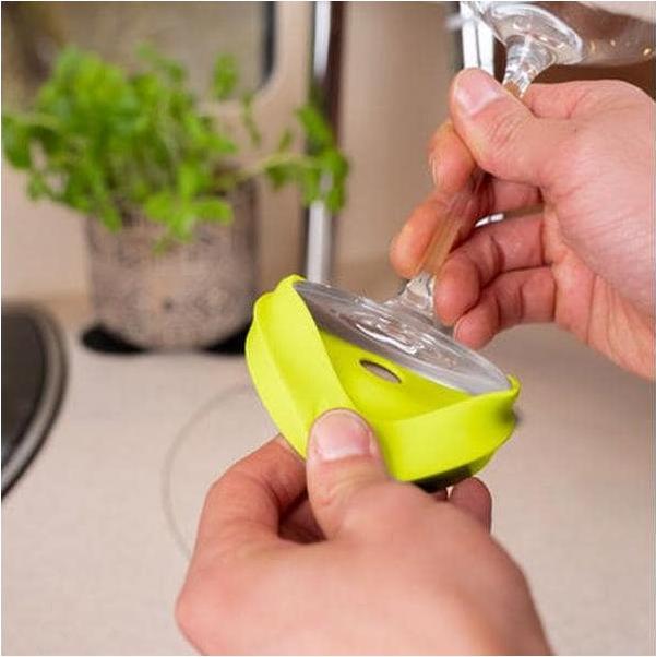 Actual product image Silwy Magnet-Kondom für Stielgläser Gelb (1x)