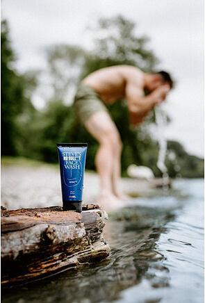 Actual product image Steve´s No Bull***t face wash (Facial cleansing wipes, 100 ml)
