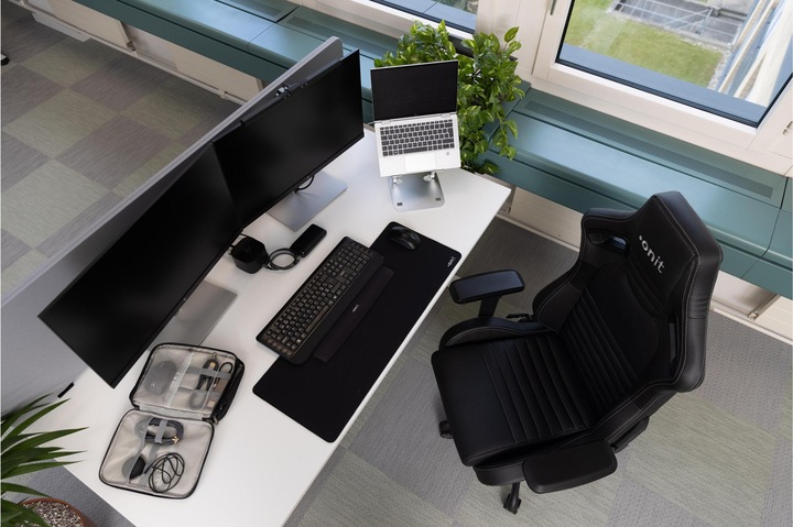 Actual product image Onit Mouse Mat Pro Black