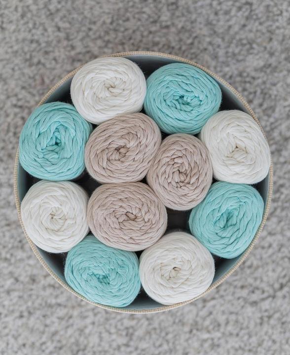 Actual product image Lalana Carina (120 m)