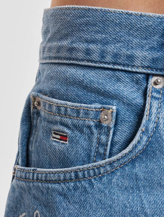 Actual product image Tommy Hilfiger Tommy Jeans Mom Shorts - 122651 (24)