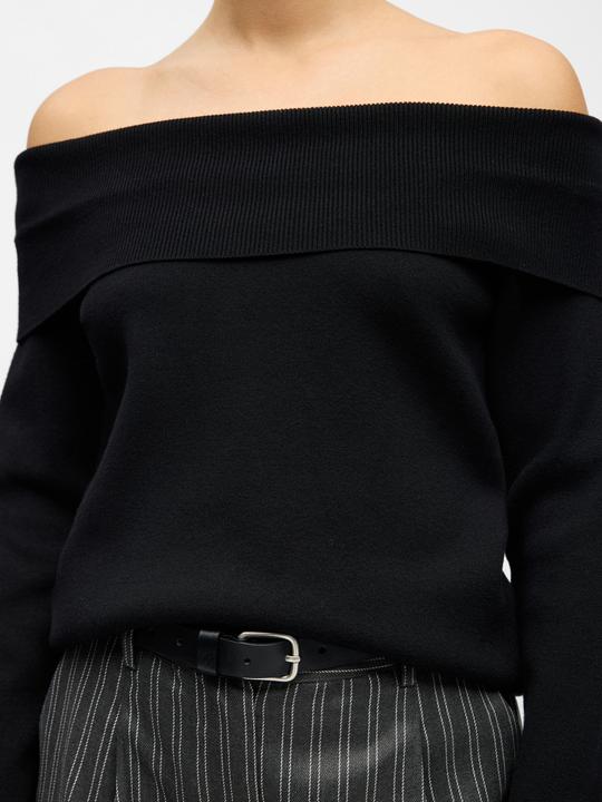 Actual product image Object Schulterfreier Pullover (M)