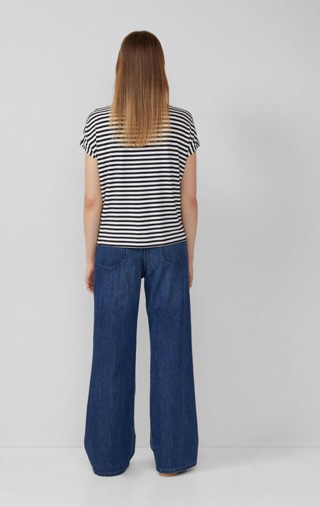 Produktbild S.Oliver T-Shirt Fliessendes Jersey-Shirt mit überschnittenen Schultern (38)