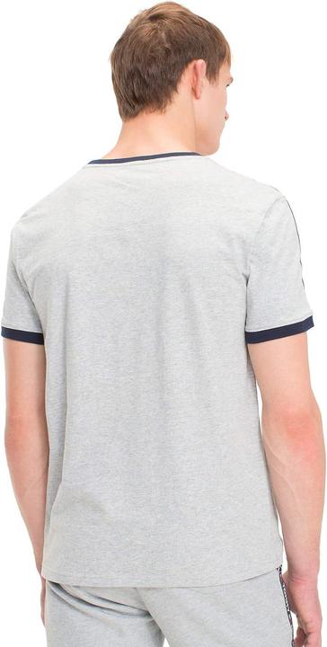 Actual product image Tommy Hilfiger tee (50, M)