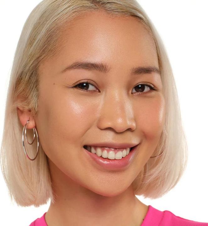 Immagine prodotto essence Silky Blur Hydrating Longwear Foundation (168)