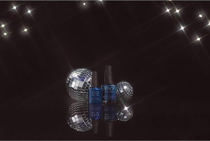 Produktbild CND Vinylux Pfauenfahne
