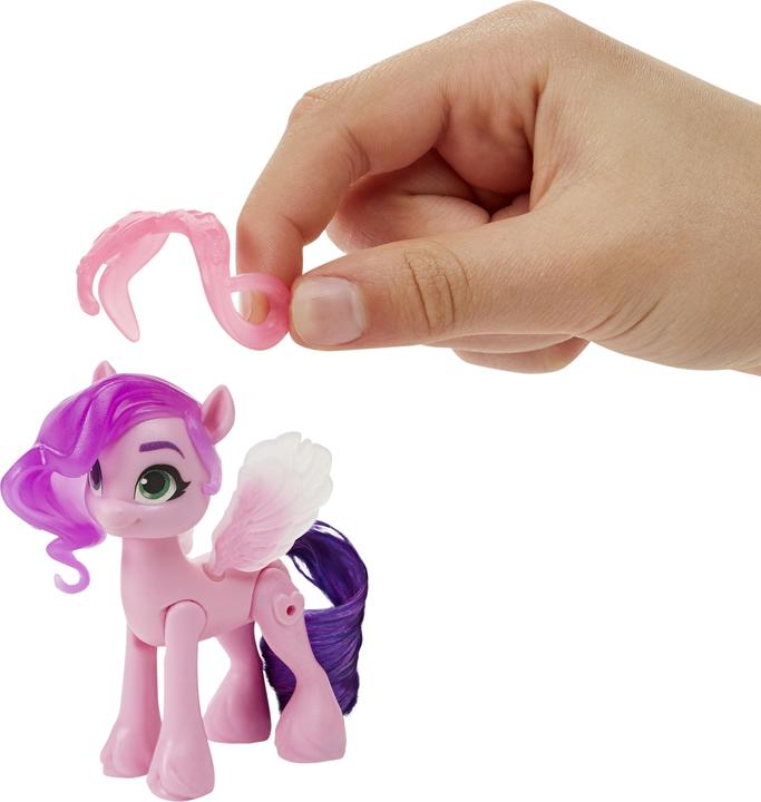 Actual product image My Little Pony Discover Your Pony Sparkle Beauty Spot Magic Pipp Petals, 7.5cm Hoof to