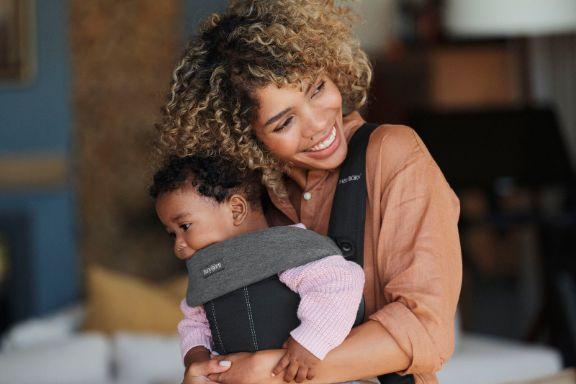 Immagine prodotto BabyBjörn Bavaglini Move e Mini, confezione da 2 pezzi in jersey grigio scuro