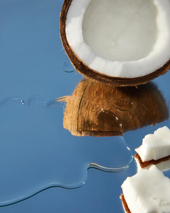 Actual product image NIVEA Pflegedusche Cocnut & Jojoba Oil Trio (750 ml)