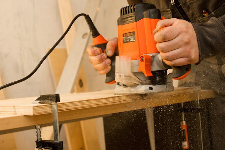 Actual product image Black & Decker Router KW1200E, 1200W (Router)