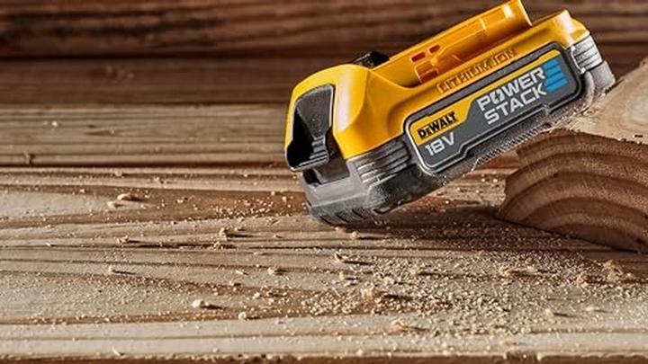 Image du produit DeWalt DCB1102E2-QW (18 V)