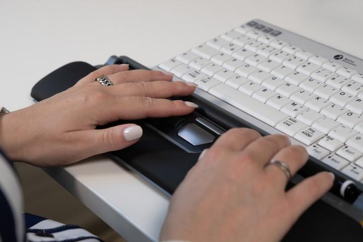 Actual product image Bakker Elkhuizen BakkerElkhuizen Mouse ErgoSlider Plus Central Mouse retail (Cable)