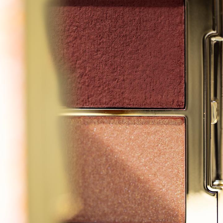 Produktbild Catrice SPRING AND THE CITY Eye & Cheek Glow Complex (#B44848, #E18D68, C02 Cherry Glow & Skyline Views, Cherry Glow & Skyline Views, Highlighter, 6.40 g)
