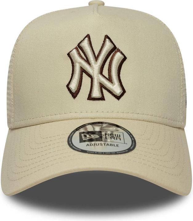 Actual product image New Era A-Frame Mesh Trucker Cap - New York Yankees Beige (One size)