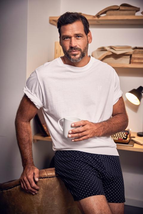 Actual product image JP1880 Stretch Hem Cotton Tee (7XL)