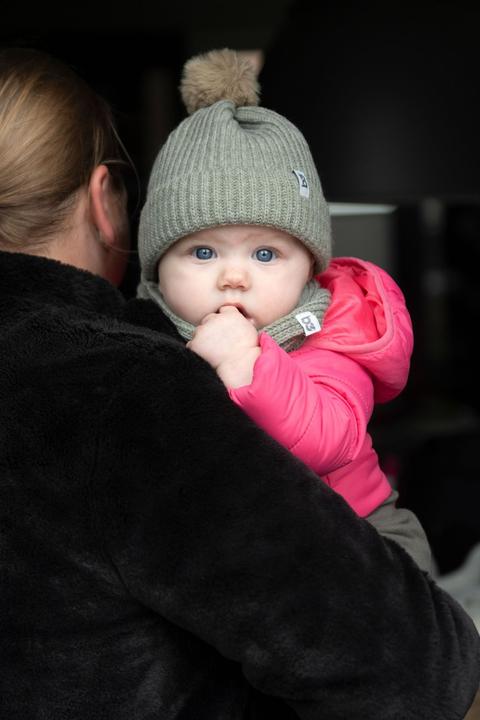 Immagine prodotto Baby's only Cappello con pompon Cool, verde urbano