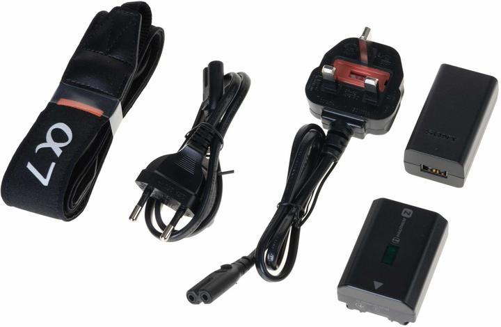 Actual product image Sony Alpha 7 III Kit (24 - 105 mm, 24.20 Mpx, Full frame)