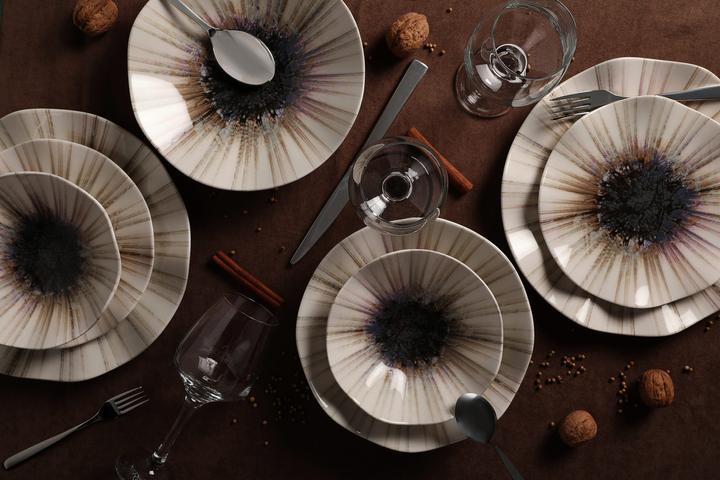 Actual product image Hermia Theodora (24 Piece)
