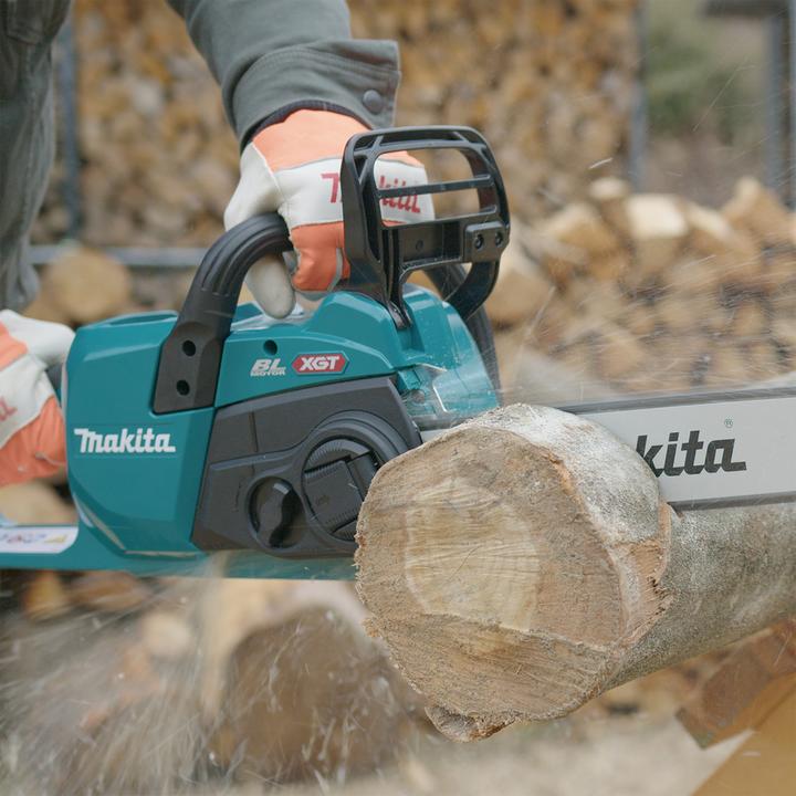Actual product image Makita UC022GZ Cordless chainsaw without battery 1600 W 40 V Bar length 350 mm (Battery chain saw)