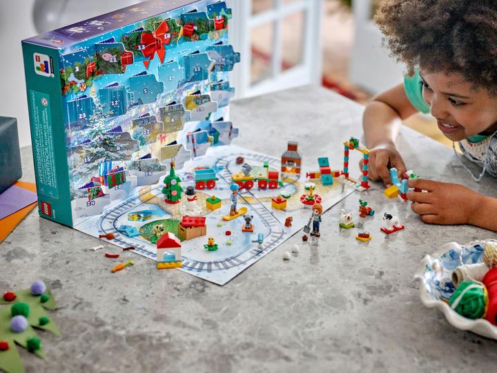 Actual product image LEGO Friends Advent Calendar 2023