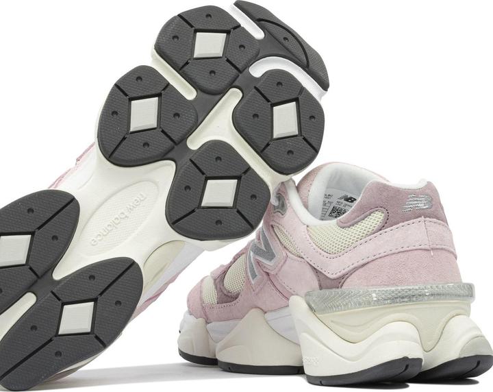 Image du produit New Balance U9060LBC (40)