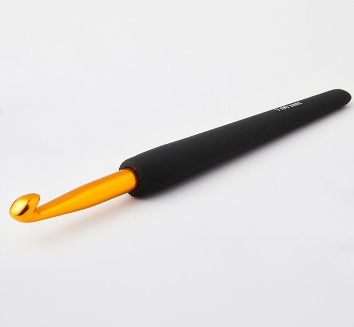 Actual product image Knitpro Crochet hook with soft grip gold